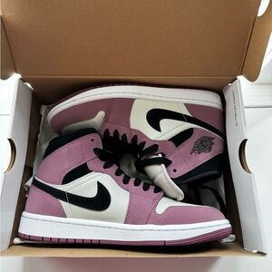 Brand new womens air jordan 7.5